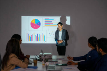 用途別で選ぶ｜失敗しないプロジェクターの選び方【完全ガイド】